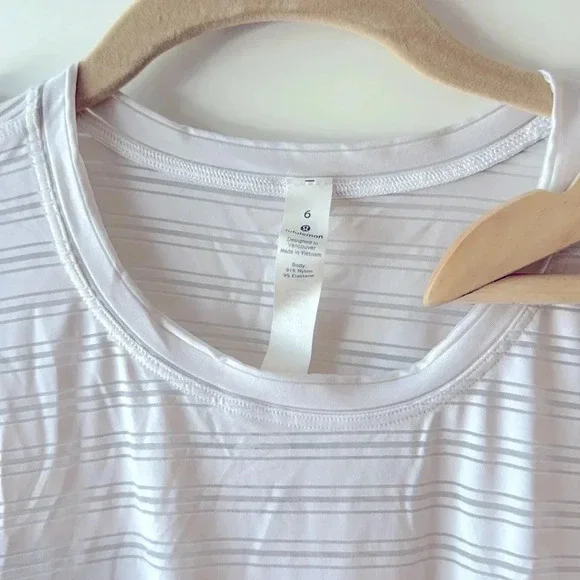 LULULEMON EUC Set of 2 Tops Long Sleeve Tank Sleeveless Tie Back 6 White - Picture 2 of 6